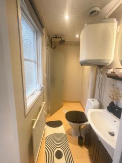 Mysigt stuga med sjöutsikt, Undenäs Tivedens nationalpark - 8