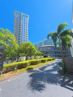 Pineapple Heads Staycation by Azure Urban Resort and Residences - 3