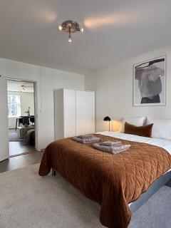 Central apartment within walking distance of everything - 2