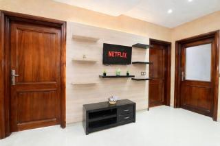 Bright apartment near Souk El Had - 1