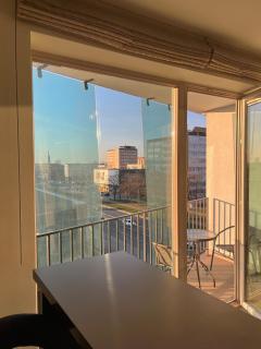 Spacious Apartment with 2 Balconies - 6