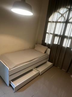 Room near airport - 4