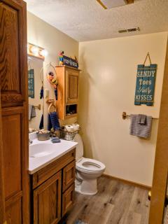 Captain's Cove Muscatine - 2