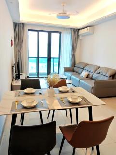 Seaview Suite R&F Princess Cove Seine Region Near CIQ JB Town City - 2