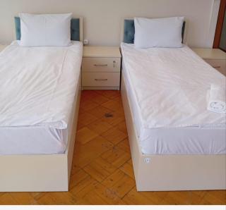 Baku Economy Hostel - 0