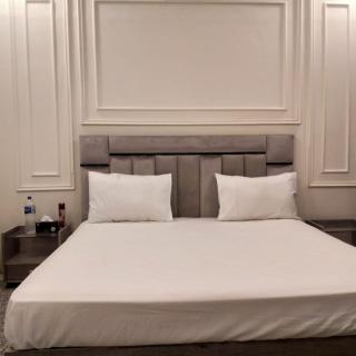 SkyLit Guest House - 7