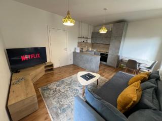 center apartment - 0