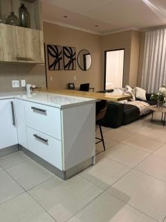 The Onyx Luxury Apartment - 8