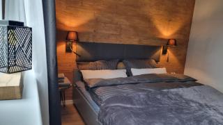 Luxuriös modernisiertes Ferienhaus in See- und Stadtnähe - 2