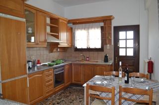 Coastal getaway with pool table - 9