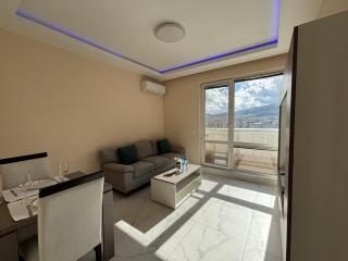 Sunshine Residence One Bedroom Apartment - 3
