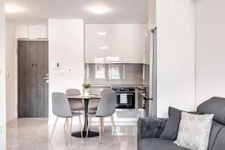 Regal Splendor Apartments - 7