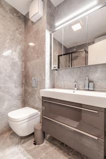 Regal Splendor Apartments - 4