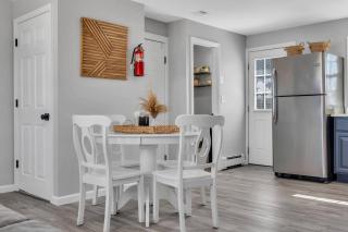 Fast WiFi | Linen+Towels | Espresso | Pet Friendly - 2