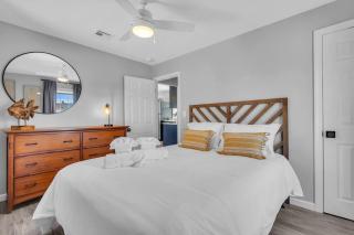 Fast WiFi | Linen+Towels | Espresso | Pet Friendly - 6