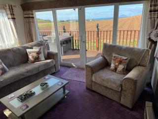 Turnberry Holiday Park Amazing Sea View - 8
