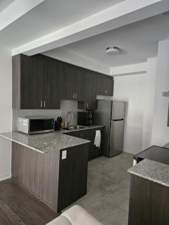 Luxurious 4 Bed Home - 4