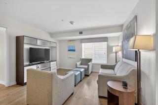 Simplicity At the Rim 1418 I Spacious 3 Bed 2 Bth - 1
