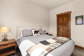 Mountain Condo in the Heart of Columbia Falls Pri - 7