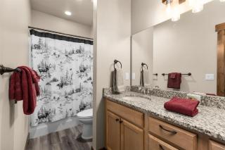 Mountain Condo in the Heart of Columbia Falls Pri - 4