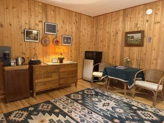 Walsh Cottage on the shores of Lake McDonald - 7