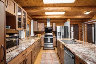 Peaceful Relaxing Astrid Log Cabin - 7
