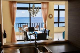 Waterfront Stay at De Redin Court - 9