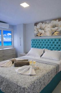 Sea View by Natalia - 3