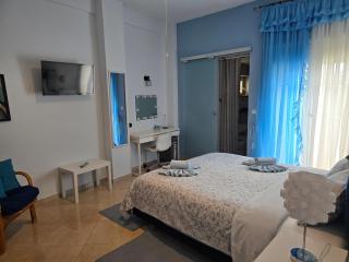 Delphitea Philoxenia - 4