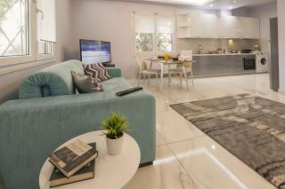 Modern fully-equipped house, 5 min walk from metro - 6