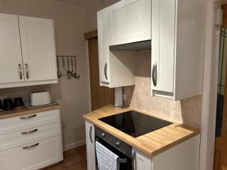 Beautiful and Cosy 3-Bed House Parking Coventry Contractors,Family,Friends - 3