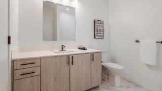Landing Stylish 1BD Game Room Pool - 1