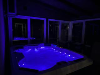 Villa Green Oasis Jakuzzi&Swimming Pool - 2