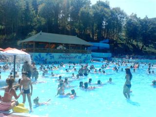 Velez IVANOVI DVORI - 3