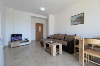 Cejovic Apartments & Pool - 5