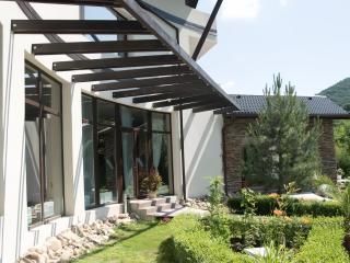 КЪЩА ЗА ГОСТИ ДИВИЯТ БОЖУР - 3