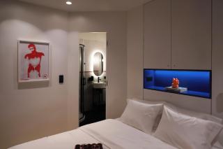Chic & Cozy Athenian Studio with Balcony - 9