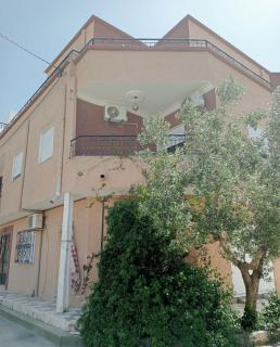 chic apartment for rent - 8