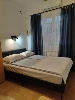Studio5, sa parkingom, centar Obrenovca - 0