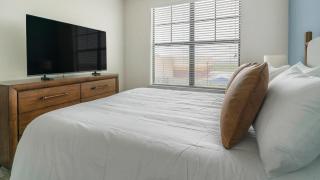 Landing Apartments - The Henry at New Forest - 1