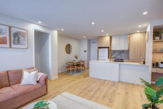 The Scandi - Nordic Luxe Dual Suite 2BR 2BA Mt Ainslie Views Gym and Free Parking - 2