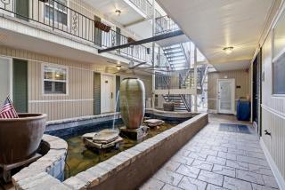 Frenchmen Street 1BR Retreat w Pool & Hot Tub - 1