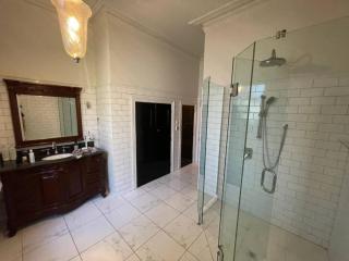 Beautiful villa near CBD with pool - 6