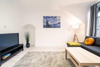 Prime City Centre 1BR Sleeps 3 Offshore-Friendly Fast Wi-Fi - 3