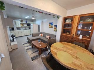 Mango House - 6