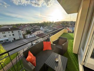Appartement F4 meublé 75m2 trois chambres avec balcon - 8