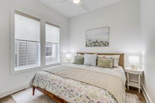 Meet Out Back 313 SOU - 6