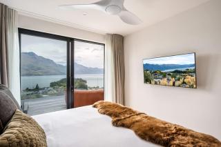 Solara Apt Luxury 2BR Free Parking BBQ & Views - 2