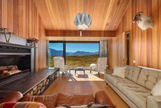 Te Toka Villa- Wake to Views Sleep Under Stars by Ohana - 5