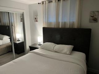 Wyatt Modern Suite - 3